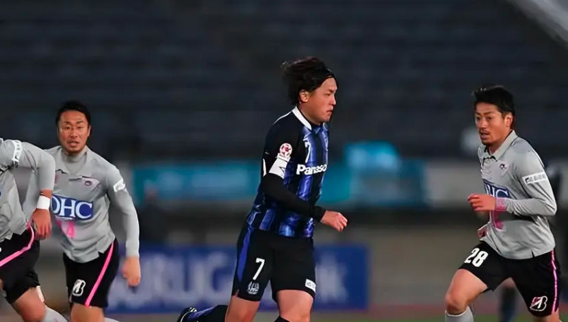 日职联直播：大阪钢巴 VS FC东京，钢巴主场之利与阵容韧