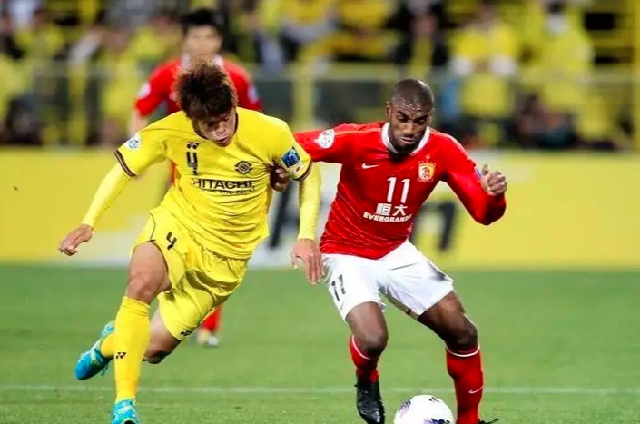 FC东京3-2逆转浦和红钻