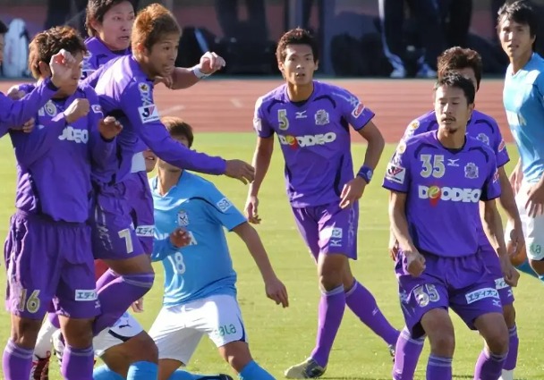 横滨 FC 遗憾出局