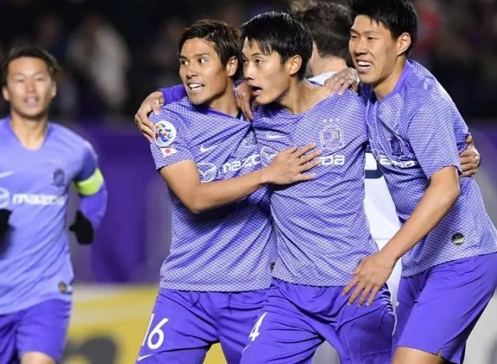 广岛三箭VS FC东京