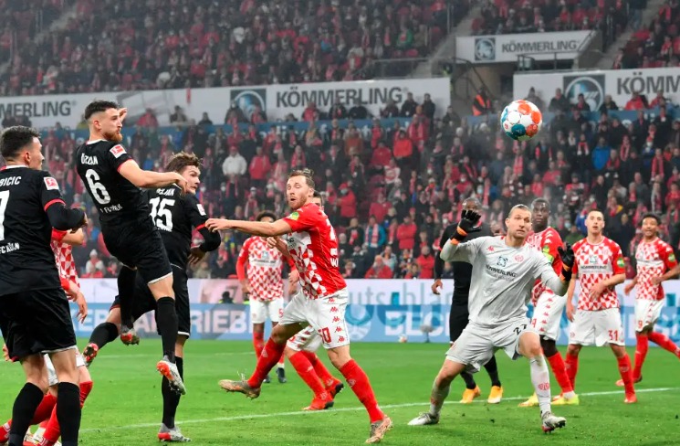 弗赖堡VS法兰克福