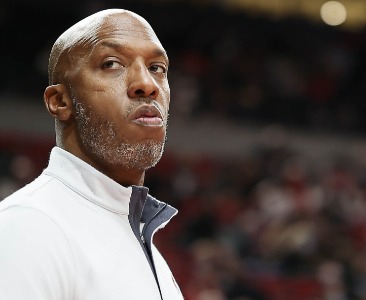 NBA开拓者队主教练昌西·比卢普斯涉嫌**被调查
