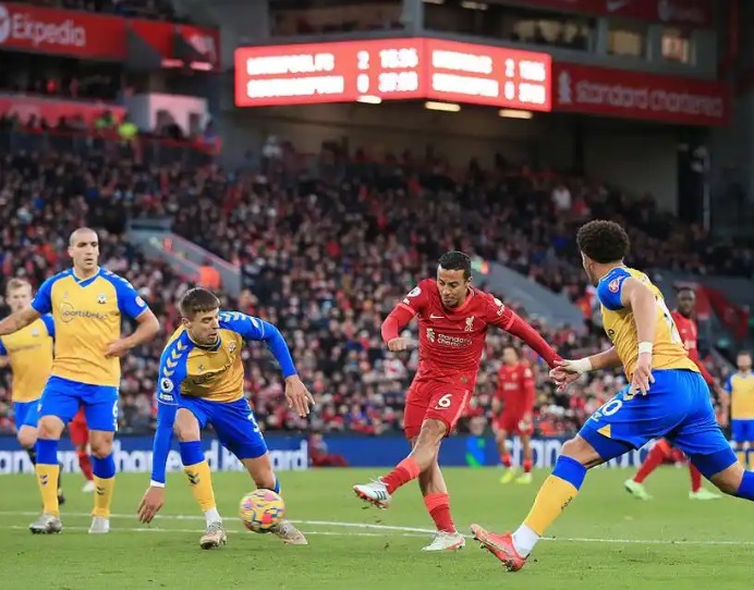 纽卡斯尔联队VS毕尔巴鄂竞技队