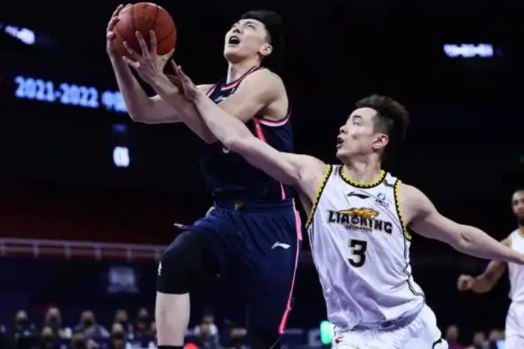 江苏男篮 VS 广东男篮