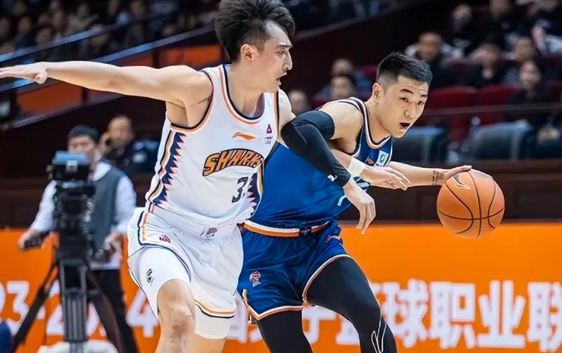 山东男篮 VS 江苏男篮