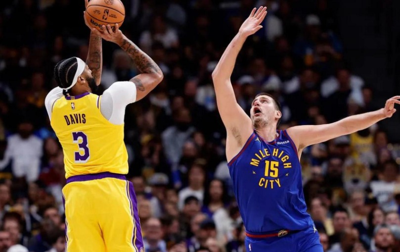 安东尼·戴维斯