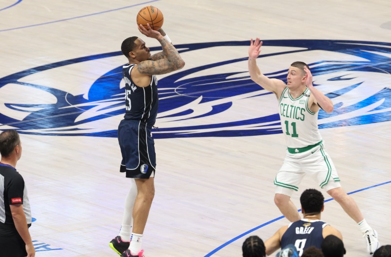 东契奇和戴维斯互换