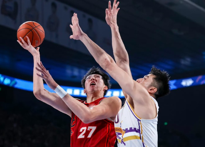 北京北汽男篮签下第四外援