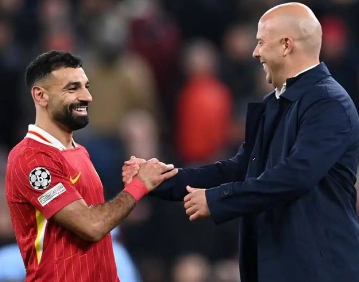 利物浦VS埃因霍温