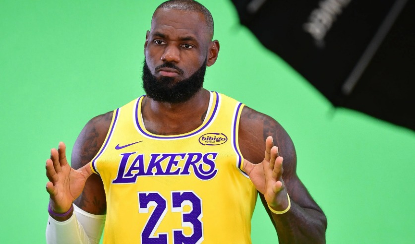 勒布朗·詹姆斯