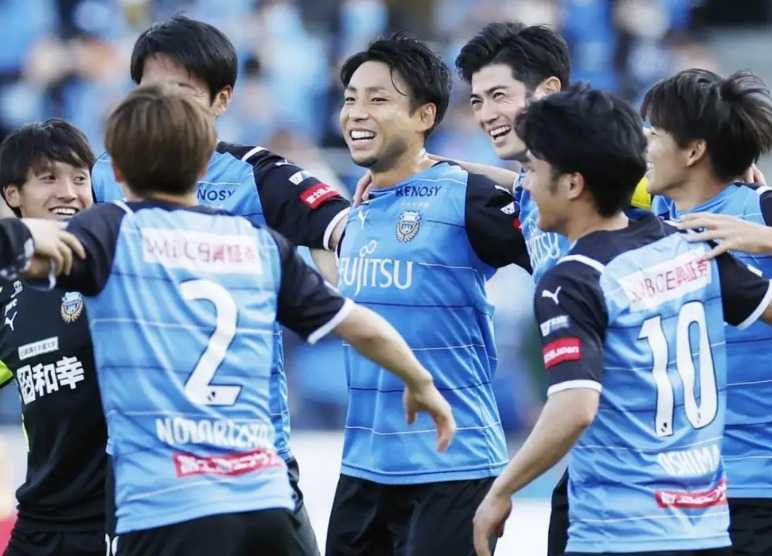 町田泽维亚VS名古屋鲸鱼