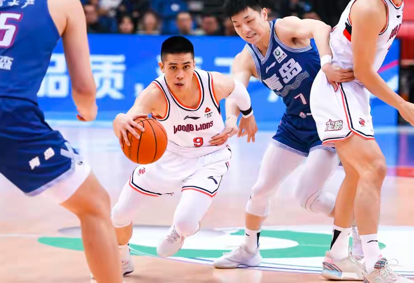 山东男篮VS新疆男篮