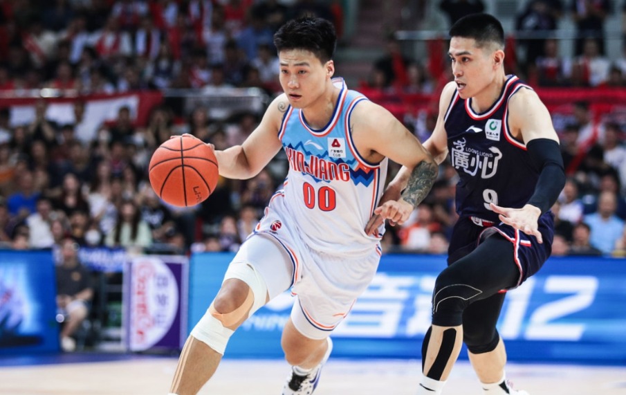 广州男篮VS新疆男篮