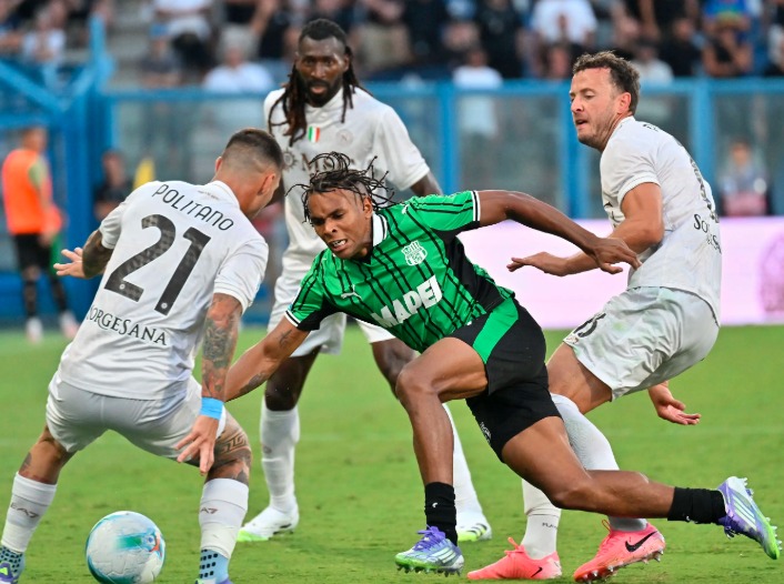 那不勒斯 VS 萄索洛