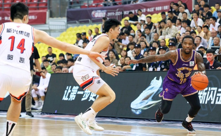 北控男篮VS广州男篮