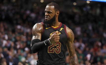 NBA湖人的权力博弈：詹姆斯与巴斯的复杂关系