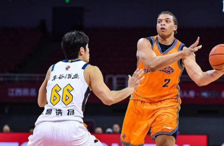 深圳男篮VS上海男篮
