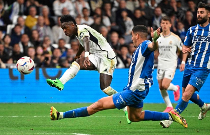 维尼修斯遭遇种族歧视事件