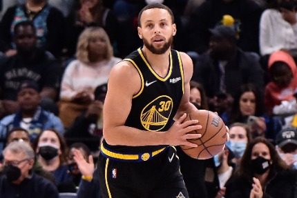 斯蒂芬·库里：引领NBA小球时代的三分传奇